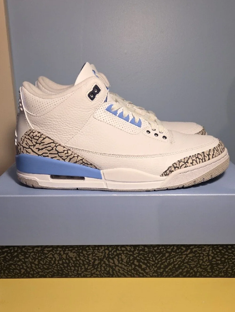 Jordan 3 Retro 'UNC' Size 10.5